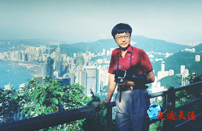 11 上世纪九十年代初，朱正明首赴香港寻访关帝文化风情.jpg