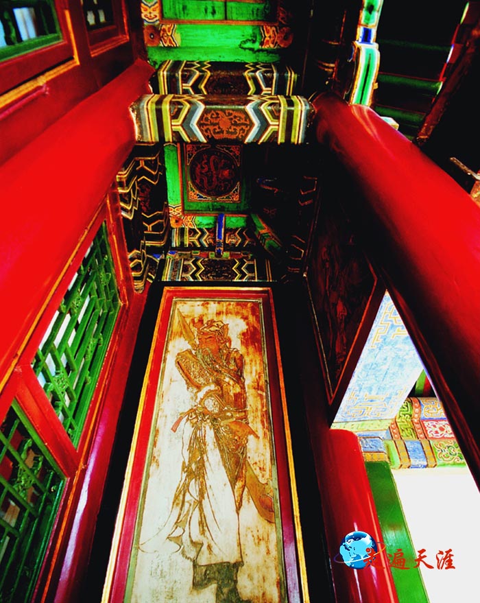 3 北京颐和园长廊留存的清代关帝彩绘.jpg