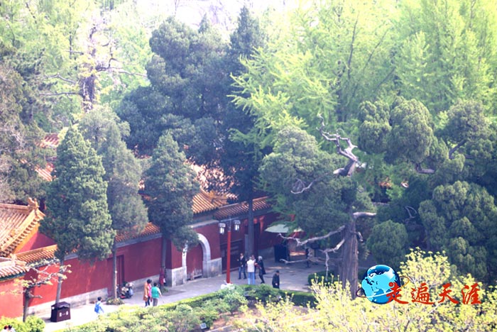 3 北京中轴线上新近恢复的景山关帝庙.jpg